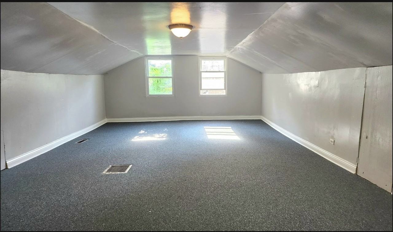 544 W 117th St - Photo 6 of 9