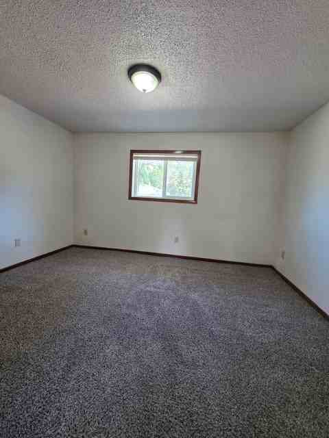 1676 9th St N #4 - Photo 6 of 20