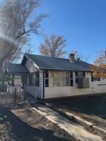 featured image of 1011 N Front St