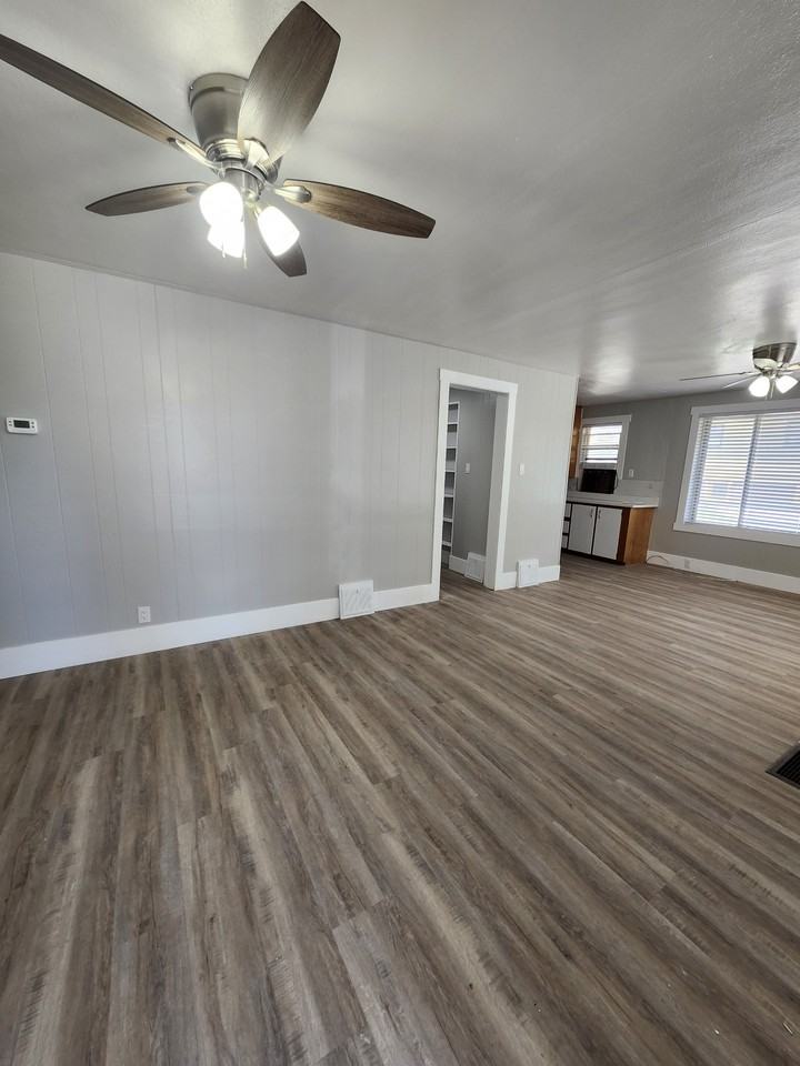 1011 N Front St - Photo 5 of 20