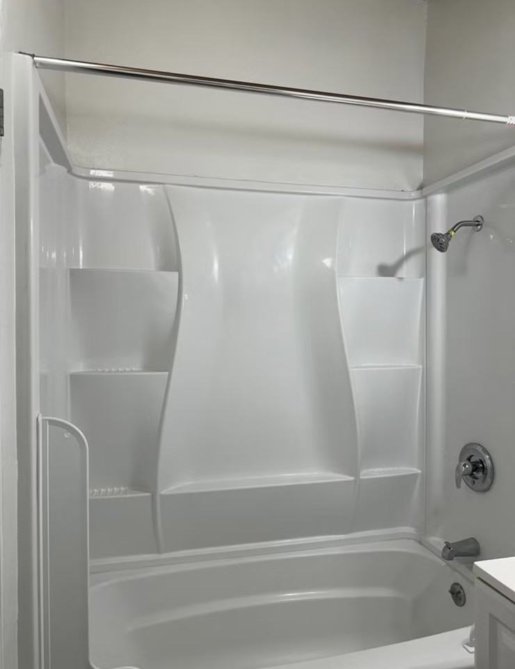 626 66th St - Photo 4 of 11