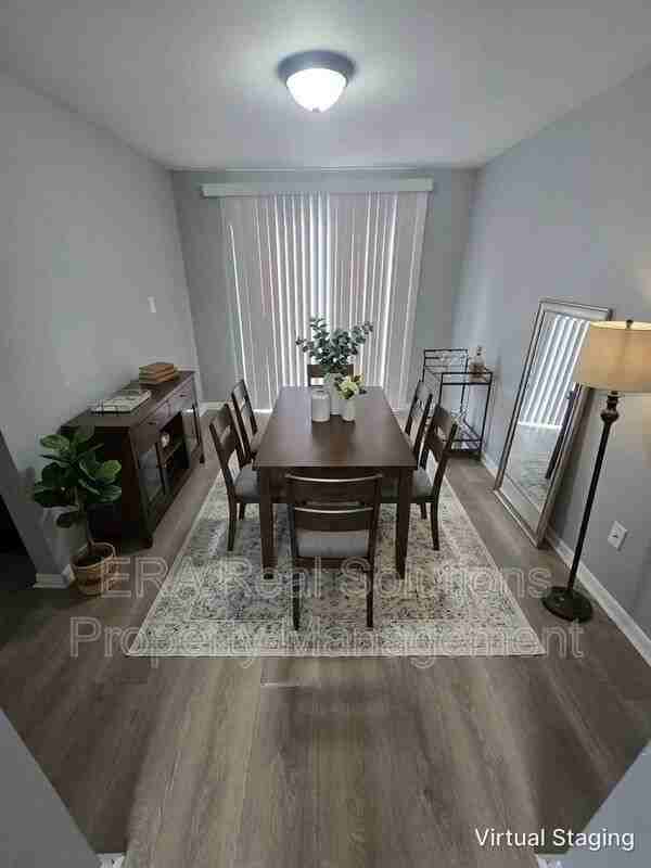 1622 Smith Rd - Photo 3 of 18