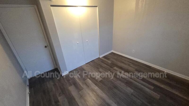 3039 Saint Paul Dr - Photo 7 of 15