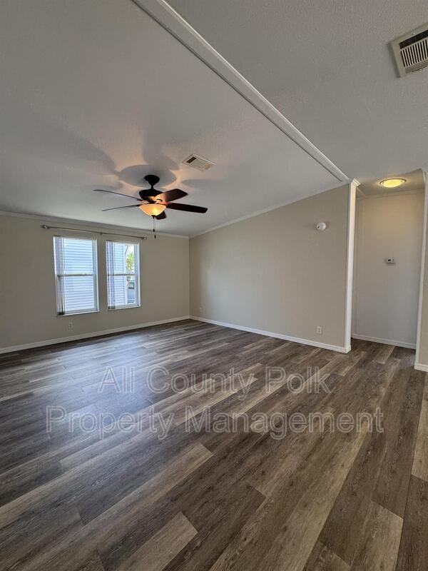 106 Reineke Rd - Photo 6 of 36