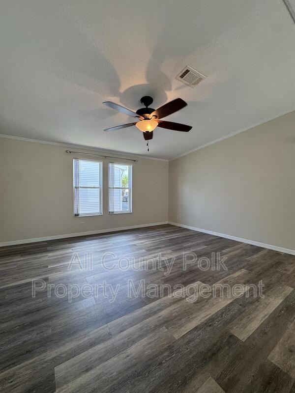 106 Reineke Rd - Photo 7 of 36