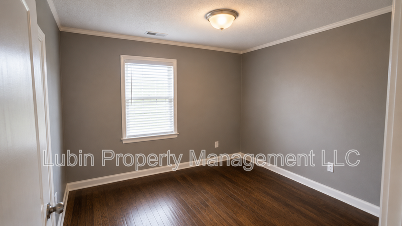 1758 Mcmillan St - Photo 4 of 5