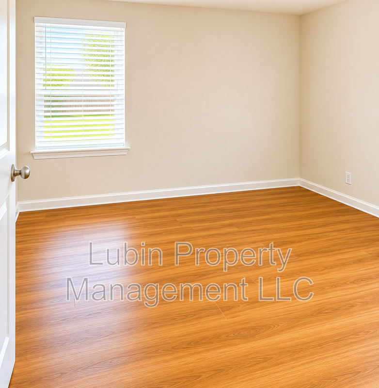 488 Burlington Cir - Photo 3 of 5