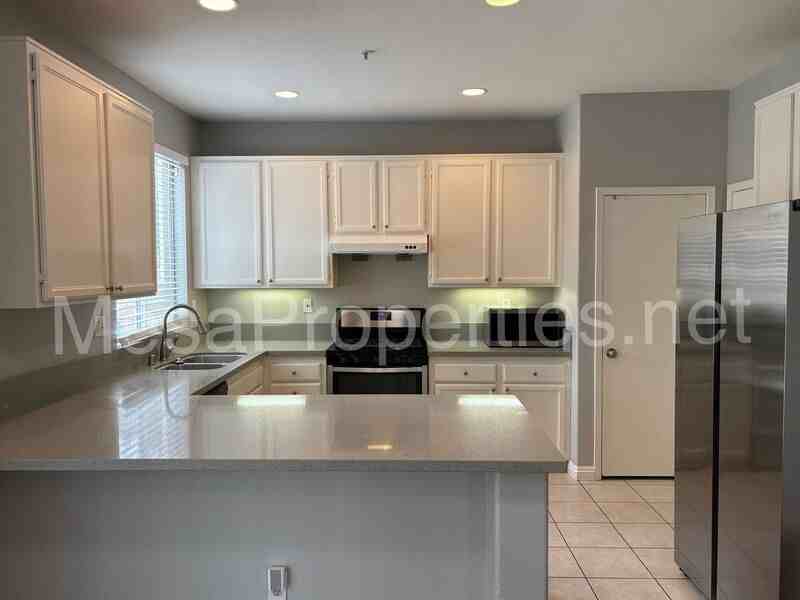 16740 Inverrary Way - Photo 6 of 19