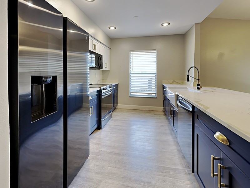 2709 Manor Hill Dr - Photo 5 of 22