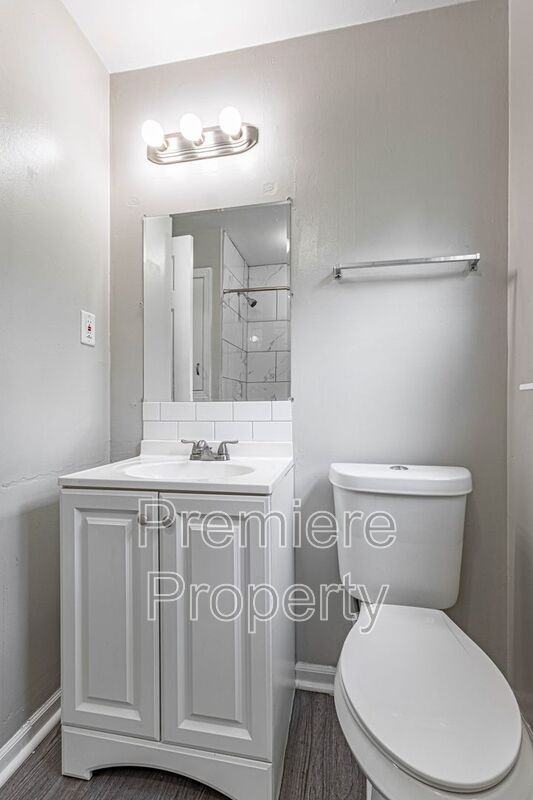 8812 E 86th St - Photo 7 of 12