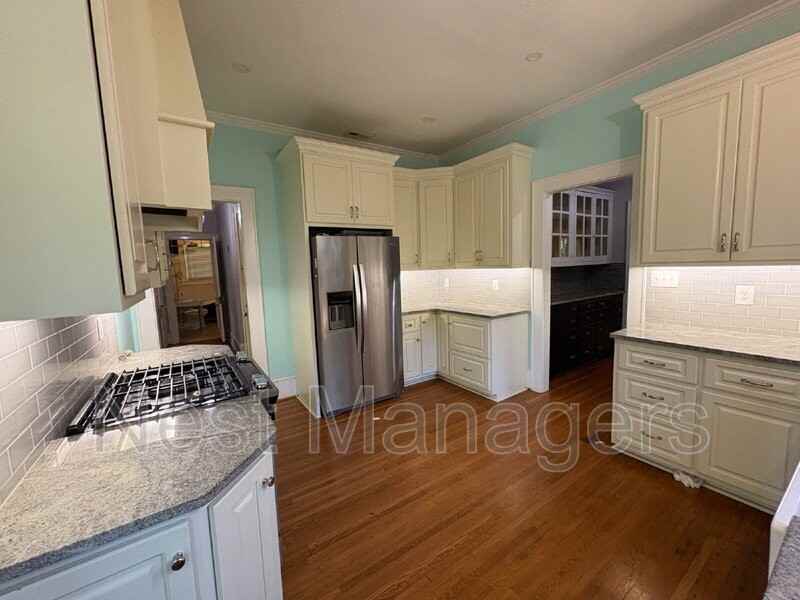 310 Hinsdale Ave - Photo 6 of 23