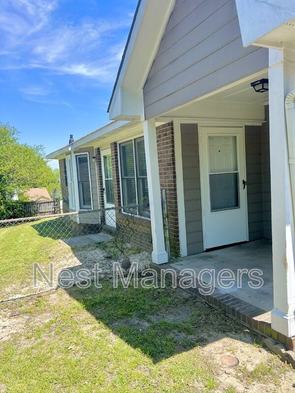 1703 Winnabow Dr - Photo 2 of 22
