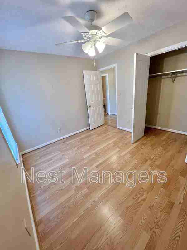 1703 Winnabow Dr - Photo 5 of 22
