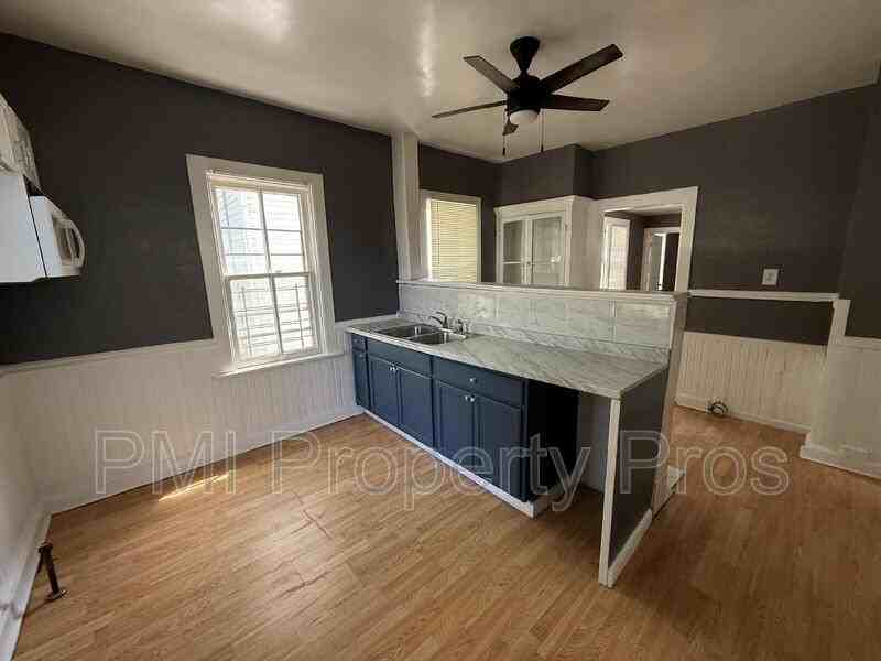 2630 N 24th St - Photo 6 of 20