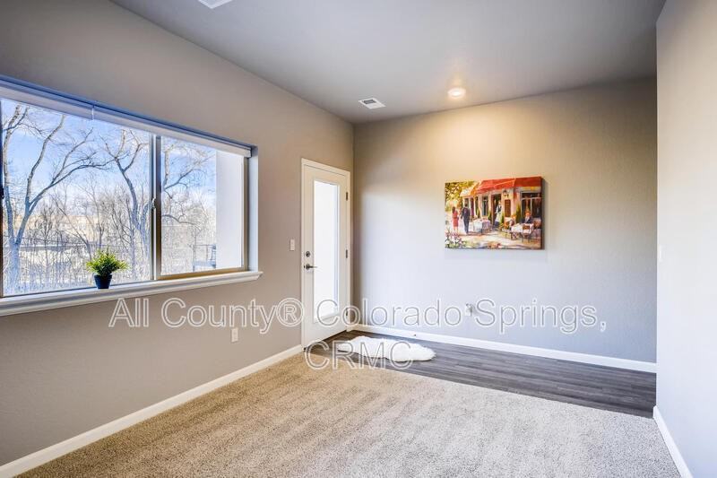 50 Cheyenne Blvd - Photo 3 of 21
