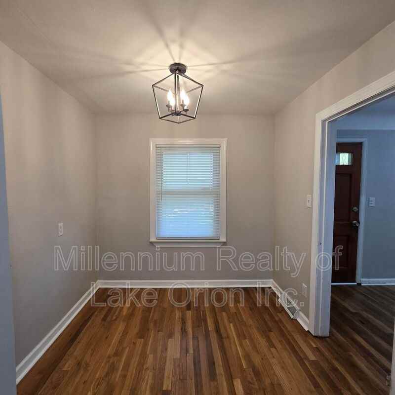 136 W Princeton Ave - Photo 5 of 34