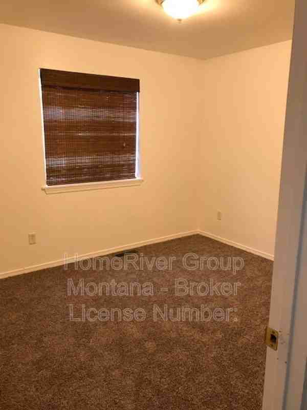 2153 S 14th St W #C - Photo 4 of 14