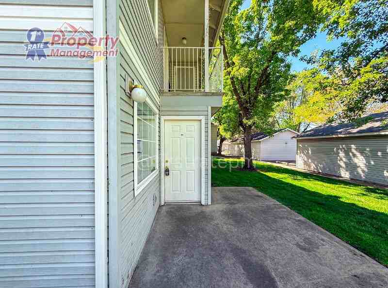 2183 S Stephen Ave #202 - Photo 2 of 31