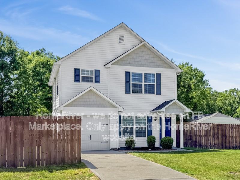 228 Hollybrook Ct - Photo 2 of 21