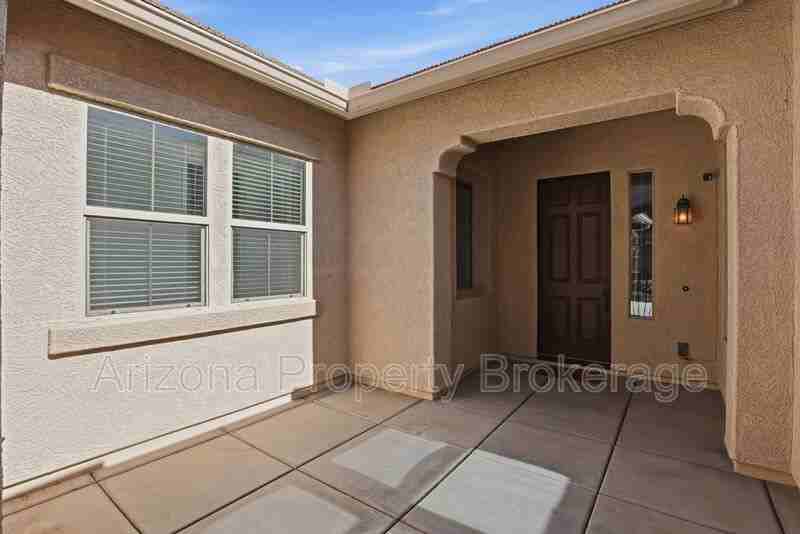 16192 W Berkeley Rd - Photo 5 of 41