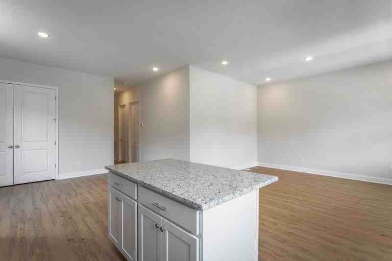 2239 E 19th St #MAIN - Photo 6 of 42