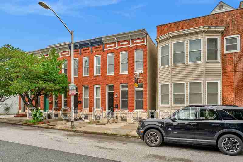 2 W Clement St - Photo 2 of 21