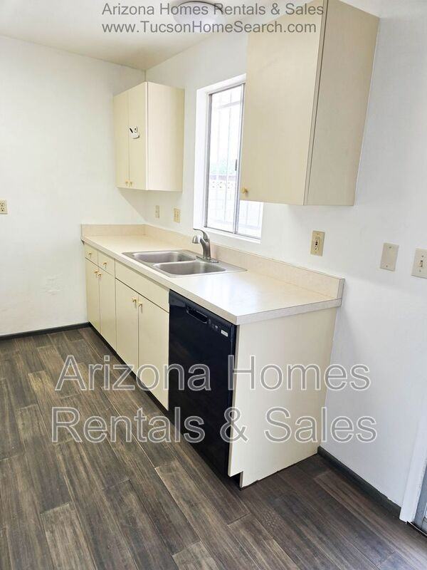 2425 S Rose Peak Dr - Photo 4 of 12
