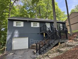featured image of 1029 Surmont Ct