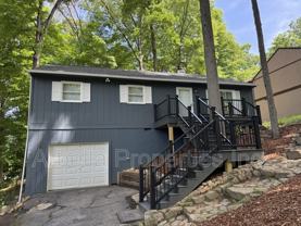 1029 Surmont Ct - Photo 1 of 1
