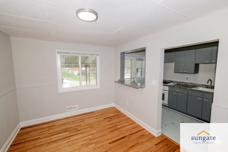 3427 N Point Rd - Photo 7 of 44