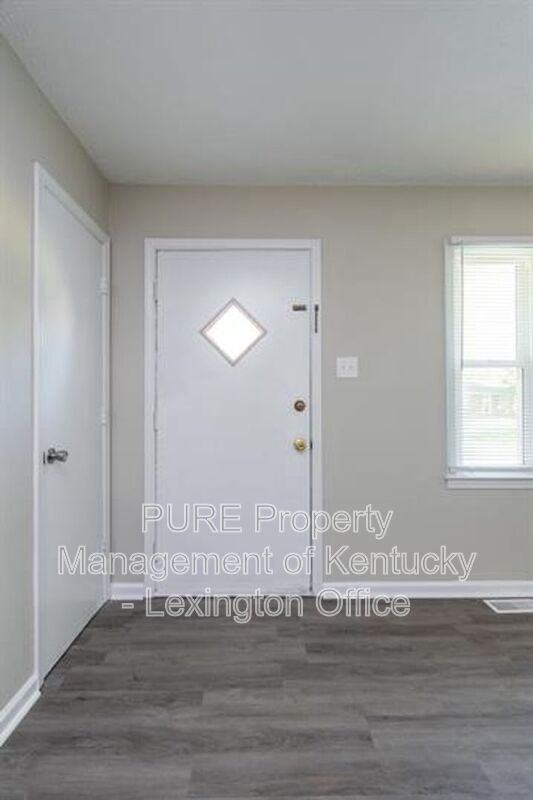 2483 Thornberry Ct - Photo 3 of 29