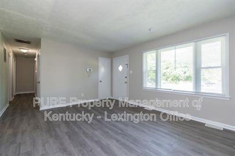 2483 Thornberry Ct - Photo 5 of 29
