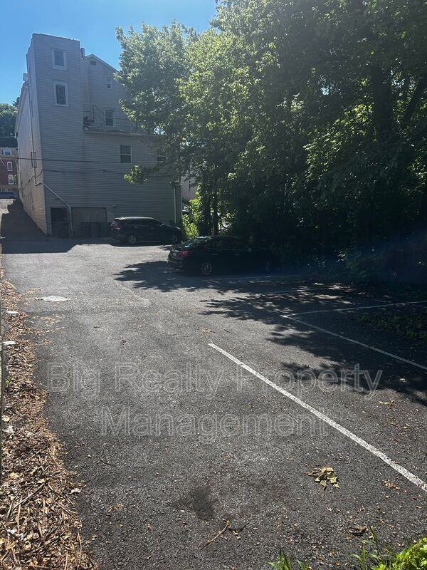29 N Main St #2C - Photo 3 of 3