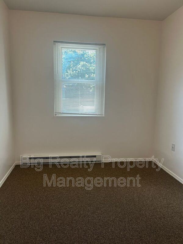 29 N Main St #2E - Photo 6 of 12