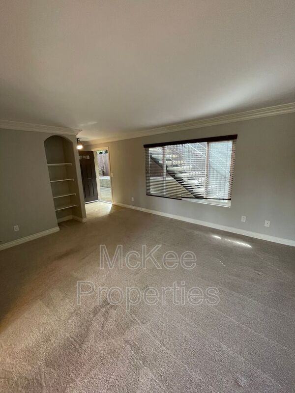 4328 College Ave - Photo 5 of 23