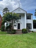 featured image of 810 Rutherford St #A