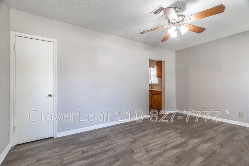 512 Curtiss Ave - Photo 7 of 20