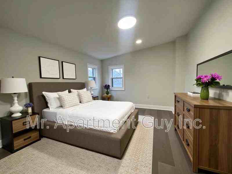 88 Clyde St - Photo 5 of 14