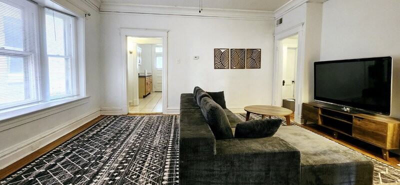 6009 Kingsbury Ave #2ndFL - Photo 3 of 34