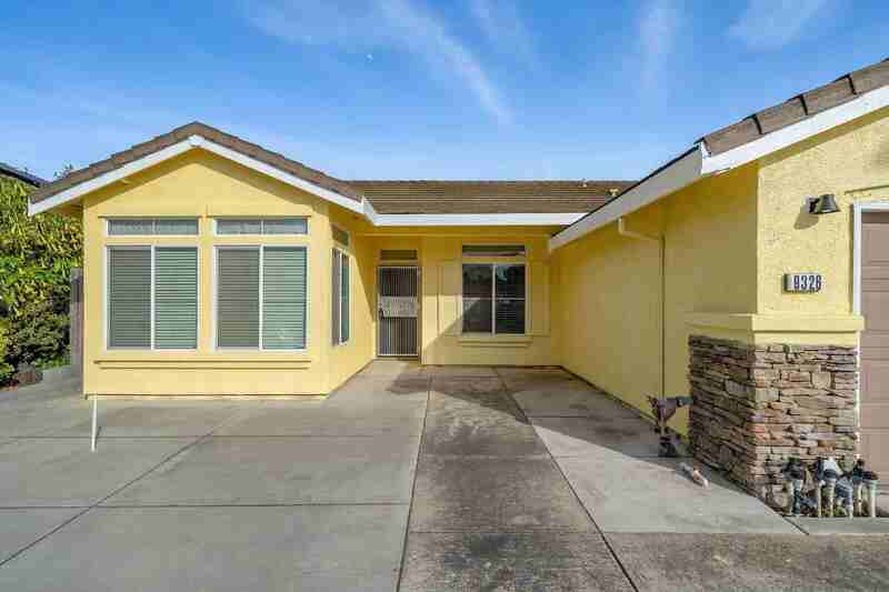 9326 Lembert Dome Cir - Photo 4 of 35