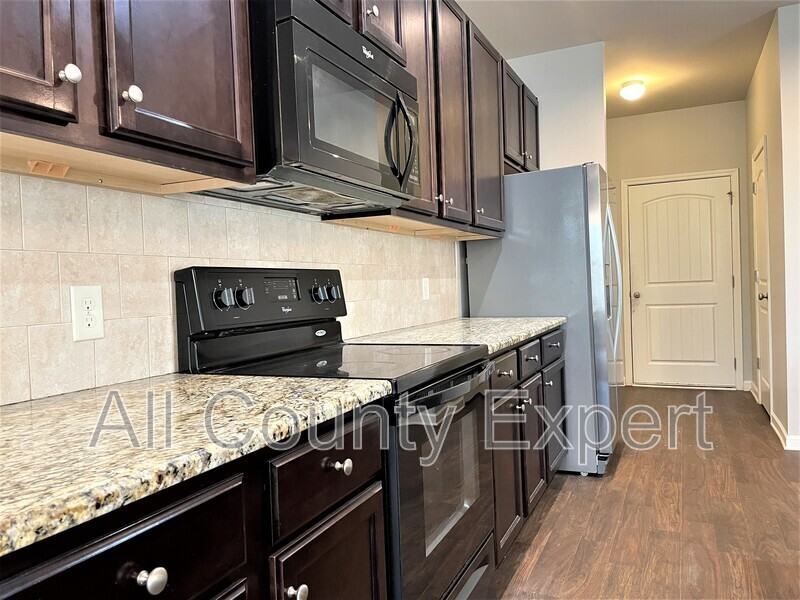 5338 Cactus Cove Ln - Photo 5 of 28