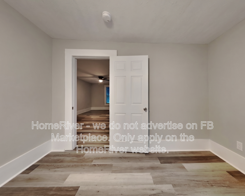 720 E 3rd St - Photo 5 of 14