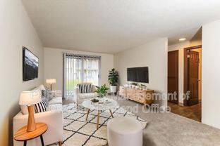 14138 Ne Sandy Blvd #P05 - Photo 1 of 1