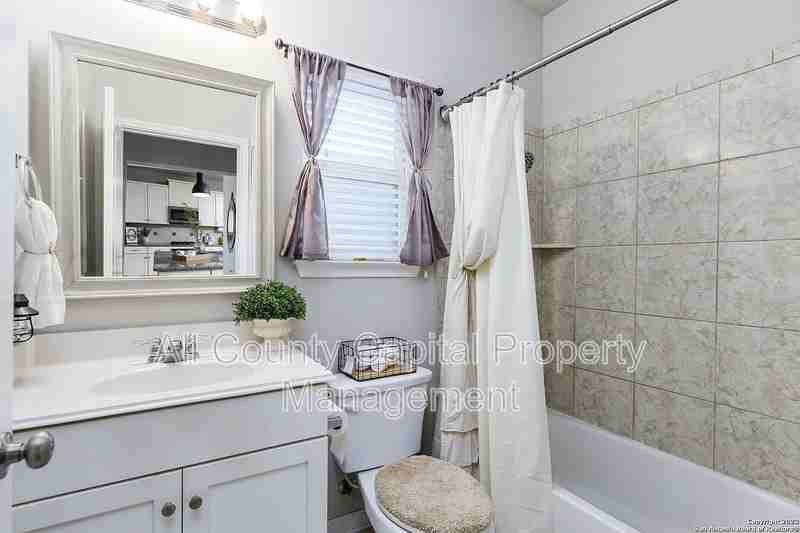 241 Silver Maple Dr - Photo 6 of 19