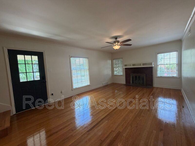 2520 Moore Rd - Photo 4 of 15