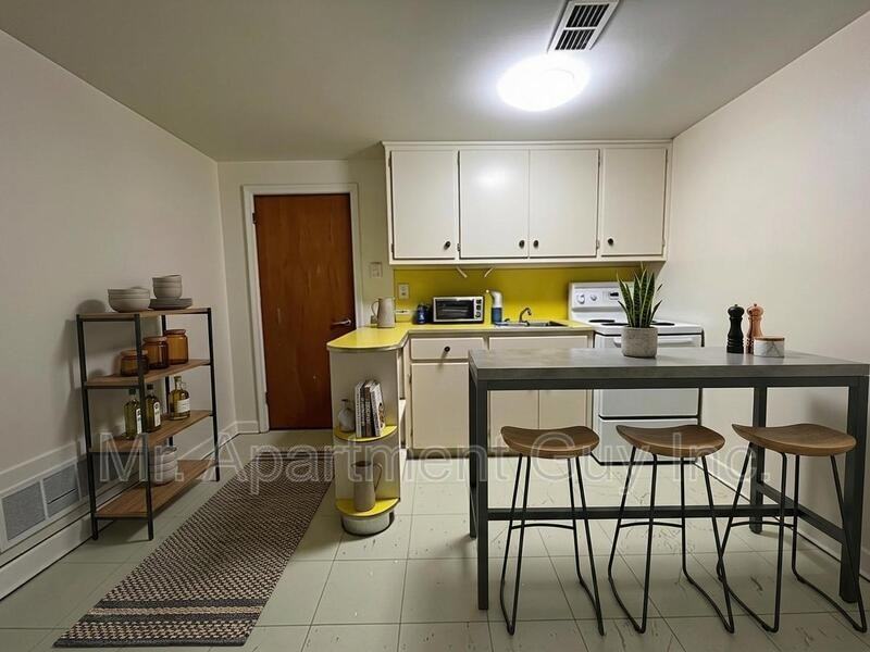 127 Palm Dr - Photo 7 of 9