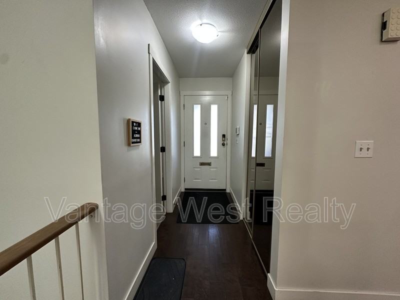 1600 Leckie Rd - Photo 2 of 34