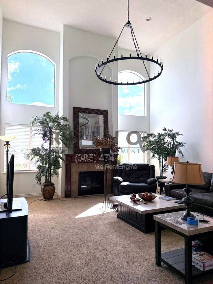 2251 W Pebblestone Ln - Photo 4 of 5
