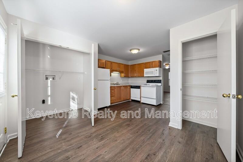 3312 Royster Ln #B - Photo 7 of 16