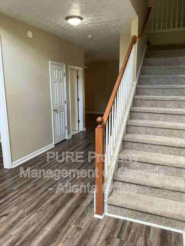 3213 Southridge - Photo 2 of 32